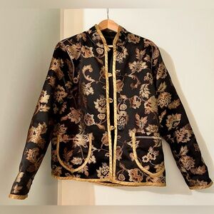 Reversible and luxurious black and gold women’s jacket